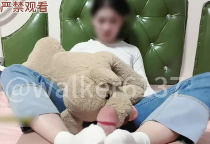 極品校花學生妹給大神口交完幫大神舔菊花-獅子座